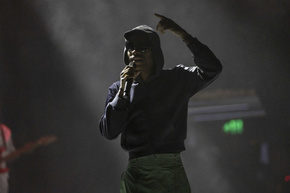 Lacy spent a generous amount of time chatting with  fans in Sydney.