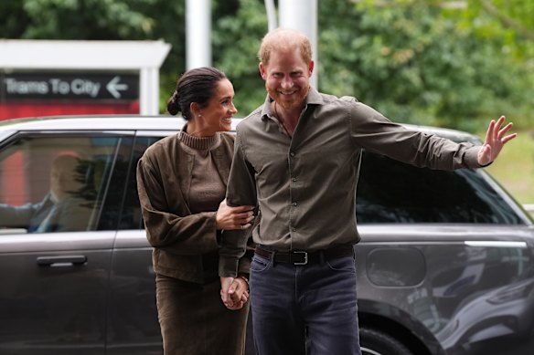 Meghan wore a brown suede set by Byron Bay-based label St. Agni on Monday. 