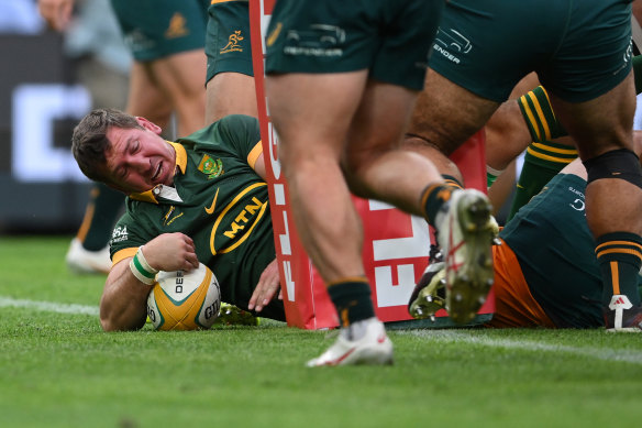 Kwagga Smith scores for the Springboks