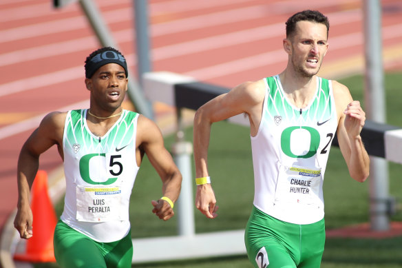 Charlie Hunter (right) in action for Oregon.