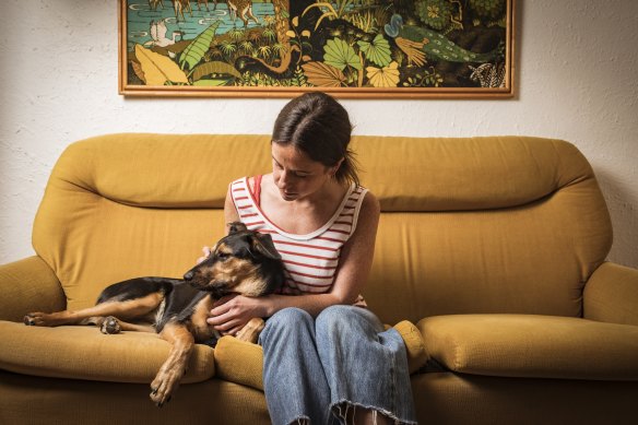 Mary Milesi is training her dog Sadie after months in isolation.