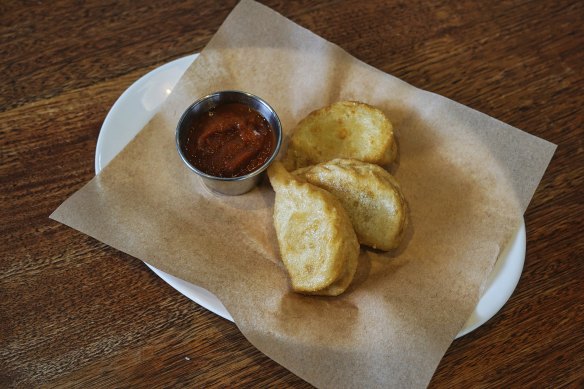 Sardinian culurgiones fritti at Pausa Pranzo in Preston.