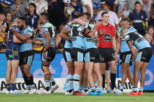 Cronulla win a thriller at CommBank Stadium.