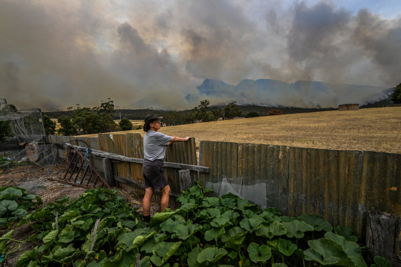Farmer Tania Pietsch monitors the fire in Grampians National Park.