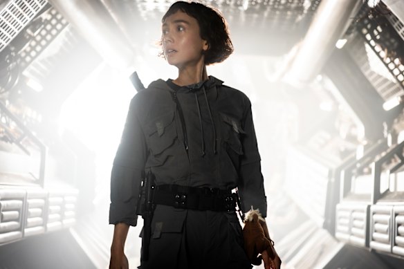Sydney Chandler as Wendy in Alien: Earth, which is a prequel to the Alien film franchise. 