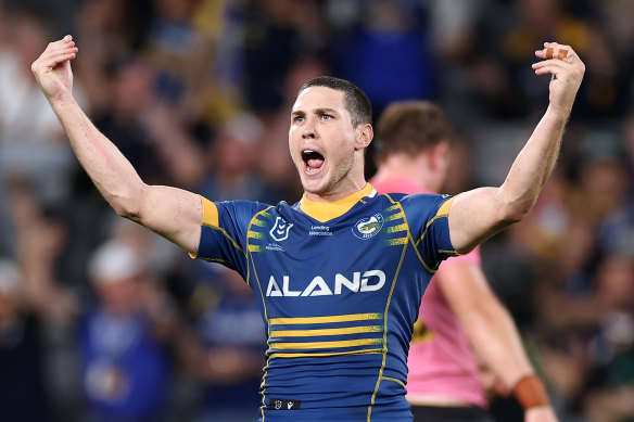 Hands up who wants to play Origin: Mitchell Moses is firming in the NSW No. 7 race