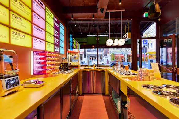 O novo irmão legal do Universal Restaurant, Glo Gelato.