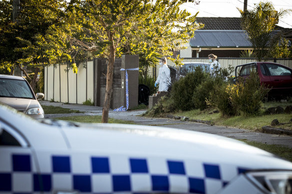Forensic Police arrive at the Epping property on the day after the killing in 2020. 