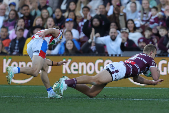 Tom Trbojevic scores on his return to fullback for Manly last weekend.