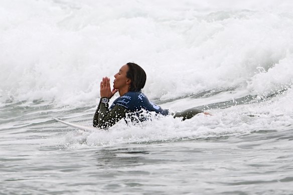 Sally Fitzgibbons competes in the women’s final.