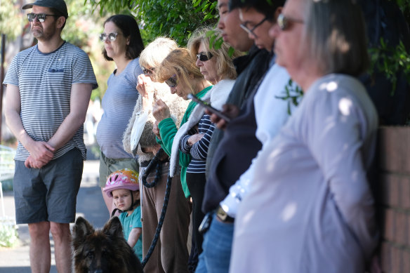 Those with the right-sized deposit are in the box seat to buy.