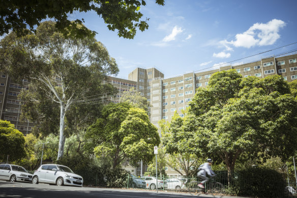 The tower at 33 Alfred Street, North Melbourne, will be one of the first demolished under the state government’s plan. 