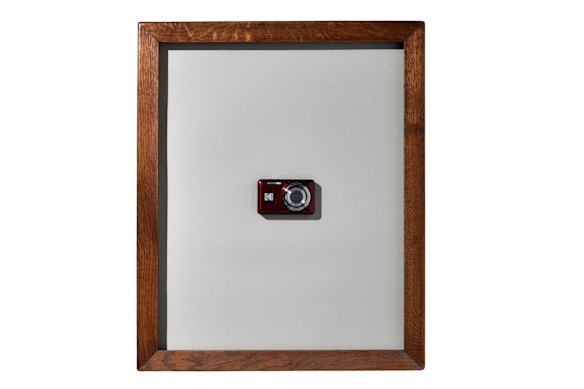 Câmera digital “FZ55”, US$ 247.