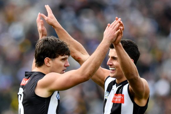 The victory keeps Collingwood’s faint hopes alive.