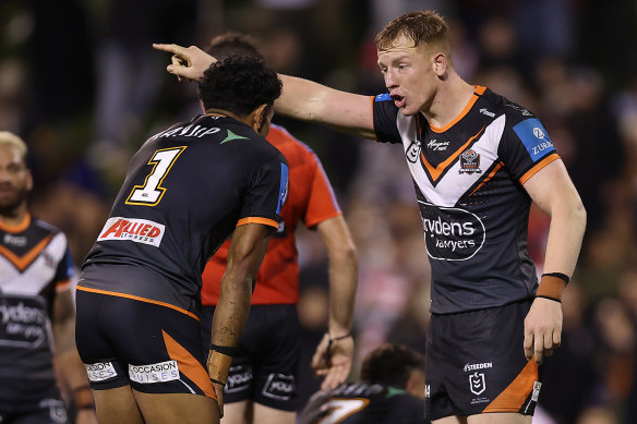 Tigers back-rower Alex Seyfarth remonstrates with Jahream Bula.