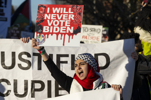 About 1000 pro-Palestinian demonstrators rallies near a fundraising event attended by US President Joe Biden in Chicago on Thursday.