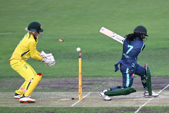 Javeria Khan of Pakistan is bowled by Ash Gardner.