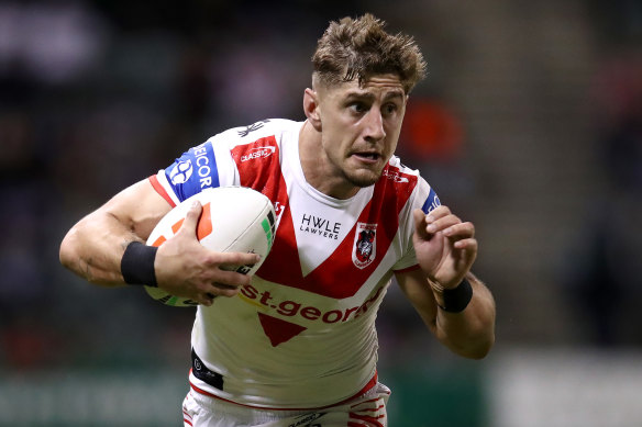 Zac Lomax will leave the Dragons by the end of the season at the latest.