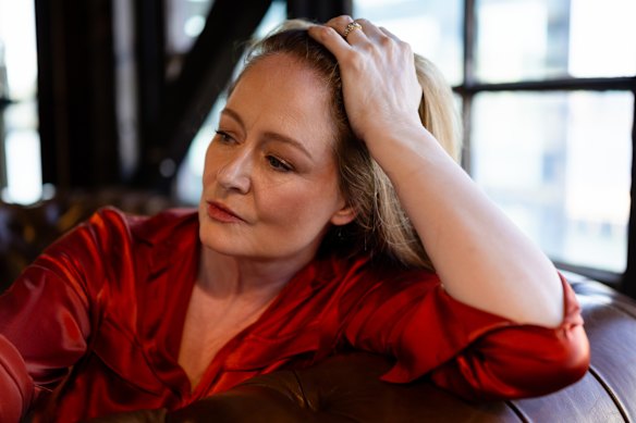 Miranda Otto will return to the stage for the Sydney Theatre Company after a 15-year gap.