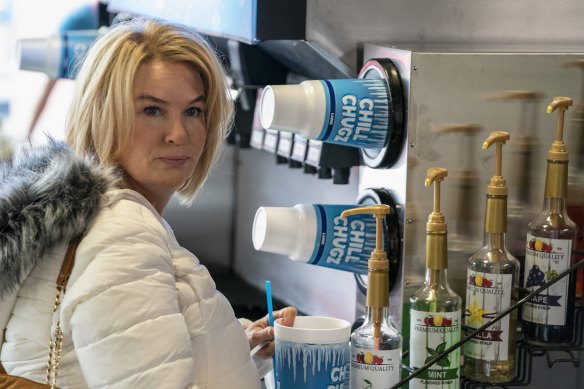 Renée Zellweger as Pam Hupp in The Thing About Pam. 