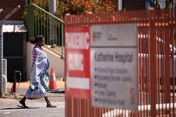 A testing and vaccination clinic in Katherine. 