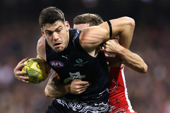 Carlton midfielder George Hewett,