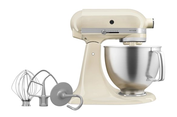 KitchenAid Almond Cream KSM195 300W 10 speed tilt-head stand mixer, scraper, whisk, flex edge beater, pastry beater, dough hook, 4.7L & 2.8L stainless steel bowls, pouring shield.
