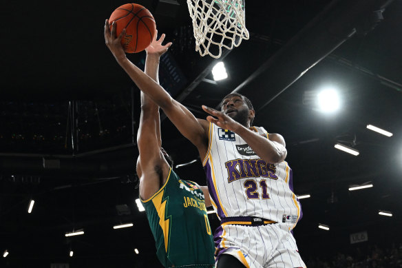 Sydney import Ian Clark drives to the basket at MyState Bank Arena.