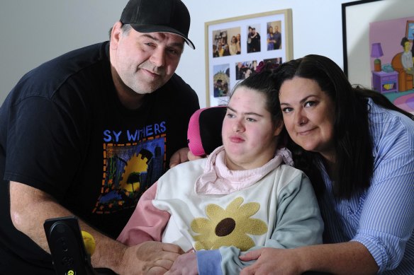 Catherine Bradshaw with husband Jarrod Gorman and daughter Kirsten.