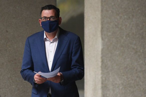 Premier Daniel Andrews said people in regional Victoria were choosing to wear masks even though it is not mandatory. 