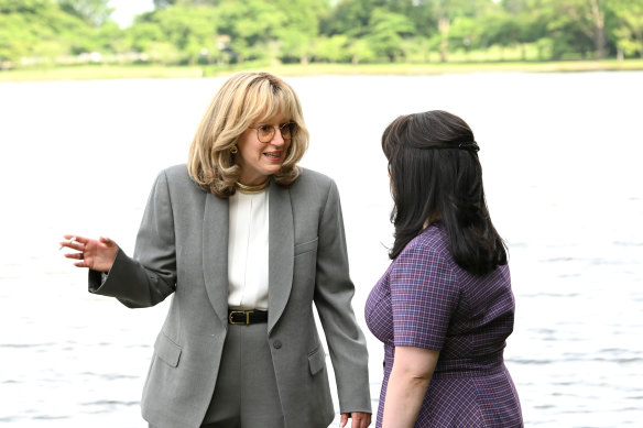Sarah Paulson, left, wore a fat suit to play Linda Tripp in 2021’s Impeachment: American Crime Story.