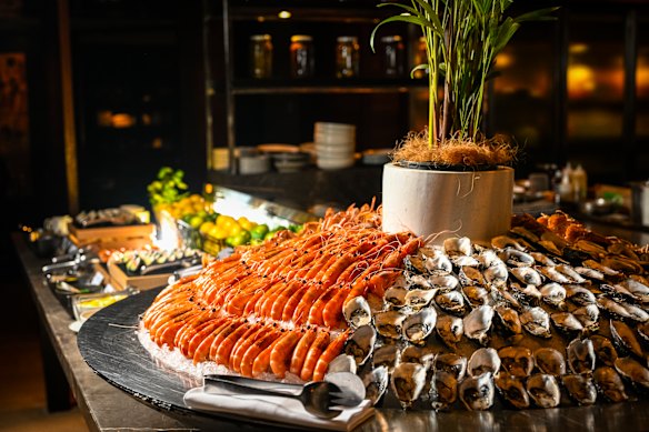 The seafood tower at the Collins Kitchen buffet at Grand Hyatt.