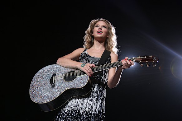 Taylor Swift performed at Madison Square Garden in 2009 for her Fearless tour.