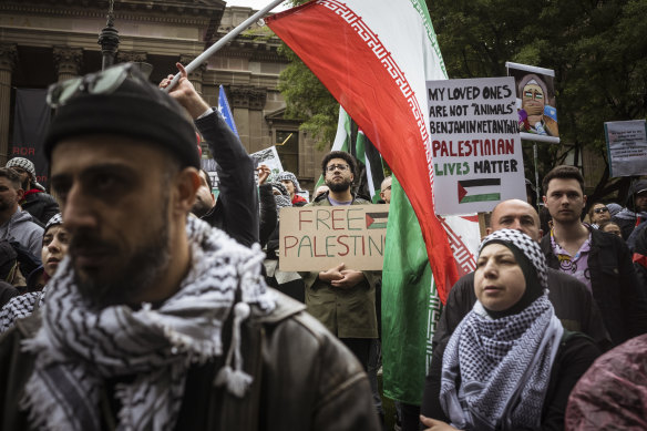 Thousands of people attended a pro-Palestine rally in Melbourne, similar to those held across the world in recent days.