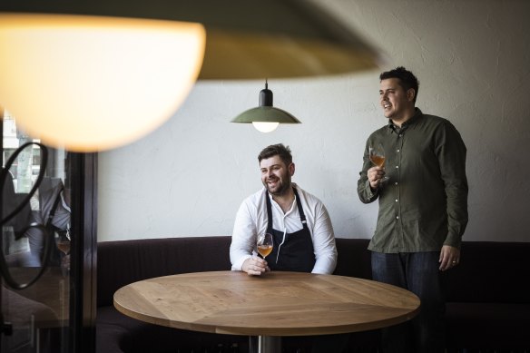  Chef Charley Snadden-Wilson and Somellier Lyndon Kubis have opened a new restaurant in Richmond,Clover Vin De Cave. 