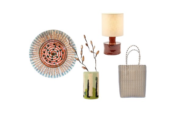“Sunrise” bowl; Ugly Rugly vase; “Catherine” lamp; “Eco Shopper Bronzata”.  