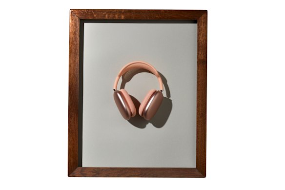 “Airpods Max”, $ 999.