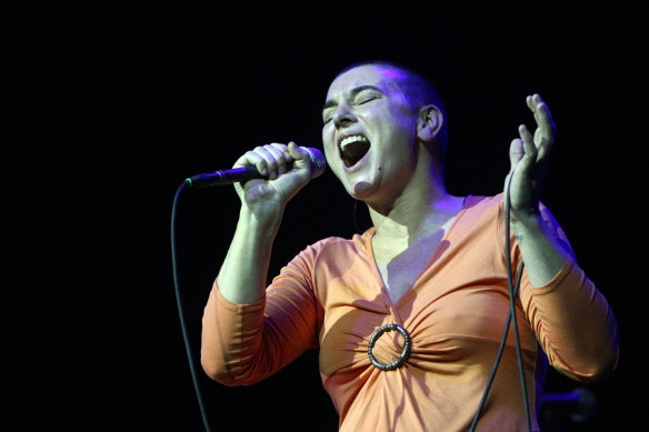 O’Connor performs at the East Coast Blues & Roots Festival in Byron Bay, 2008.