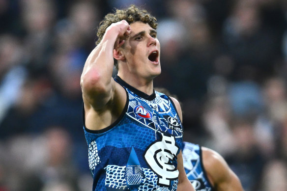 Curnow battled hard to give the Blues a target inside 50. 