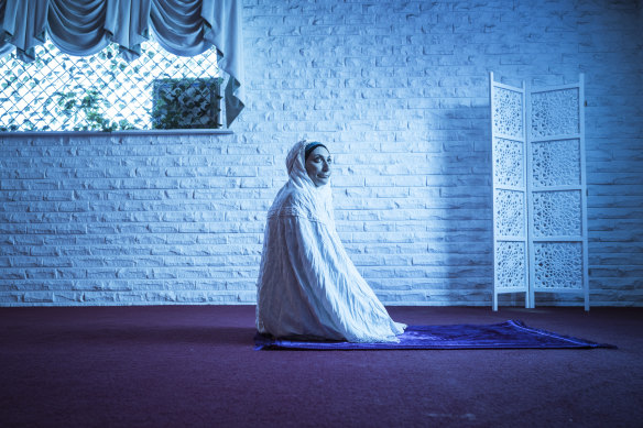 Zeinab Mourad in a prayer room of the Quba mosque in Craigieburn, which is under construction.