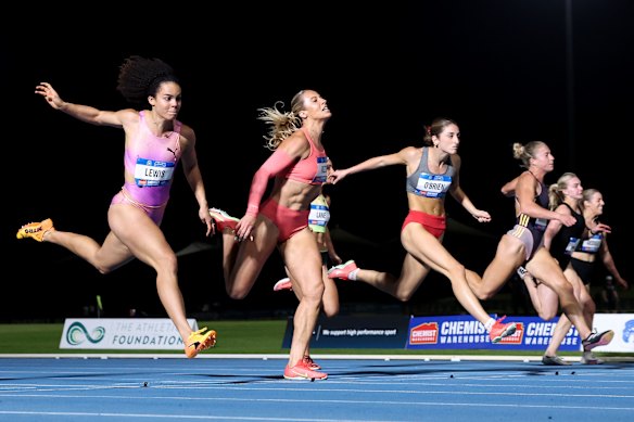 The sprint finish involving (from left) Torrie Lewis, Bree Rizzo and Leah O’Brien had to be seen to be believed.