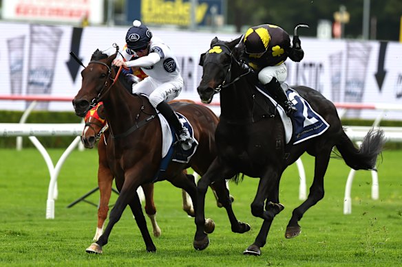 Thebudgiesmugla (left) wins at Randwick on May 23.