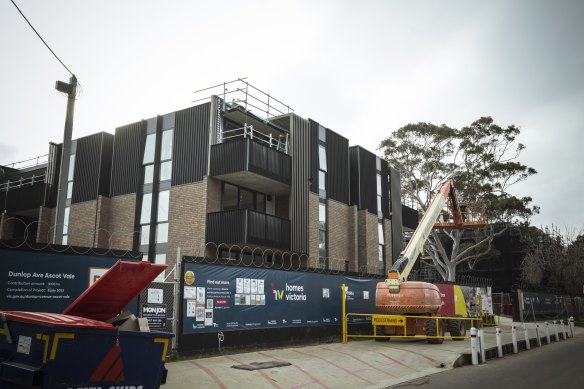 The first public housing units on the Ascot Vale estate from the 1940s have gone to make way for this new 200-dwelling development as part of the $5.3 billion Big Housing Build. 