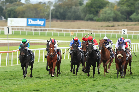 Racing 2024: Full preview and tips for Tuesday meeting at Scone