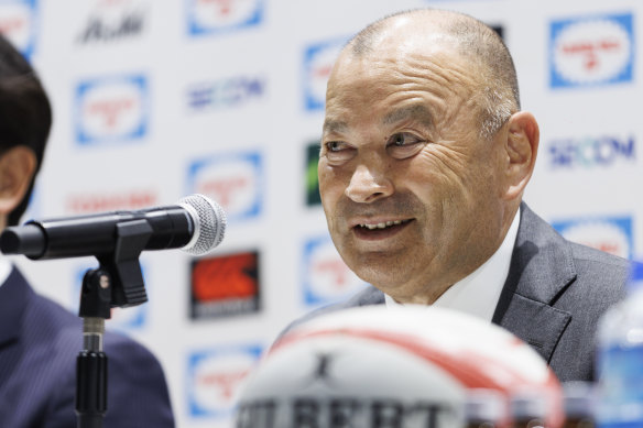 Eddie Jones ended a turbulent year as new coach of Japan.