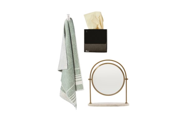 Organic cotton towels; “Crème Clouds” bamboo tissues; “Avenza” mirror.