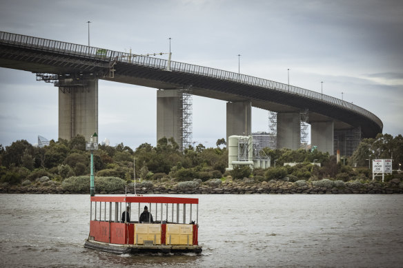 The Westgate Punt - which crosses the Yarra under the West Gate Bridge - is being suggested as an alternative way to get to the city for commuters