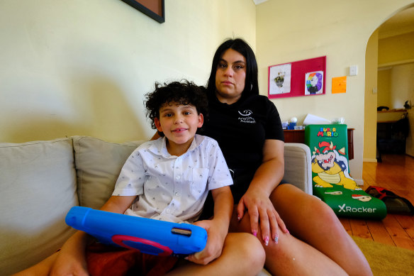 Raquel Pantelic and her child, Zveki, who is deaf.