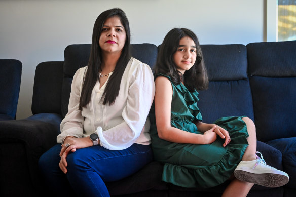 Bhavika Unnadkat, a Victorian board member of the Australian Parents Council, and daughter Shirshti.