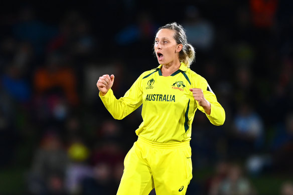 Ash Gardner celebrating a wicket in the ICC World Cup final in 2022.